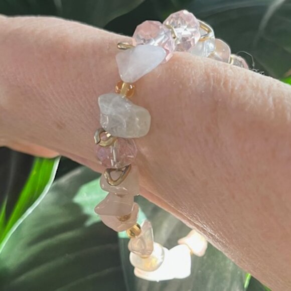 Rose Quartz, Crystal & Gold Bracelet - Picture 3 of 3